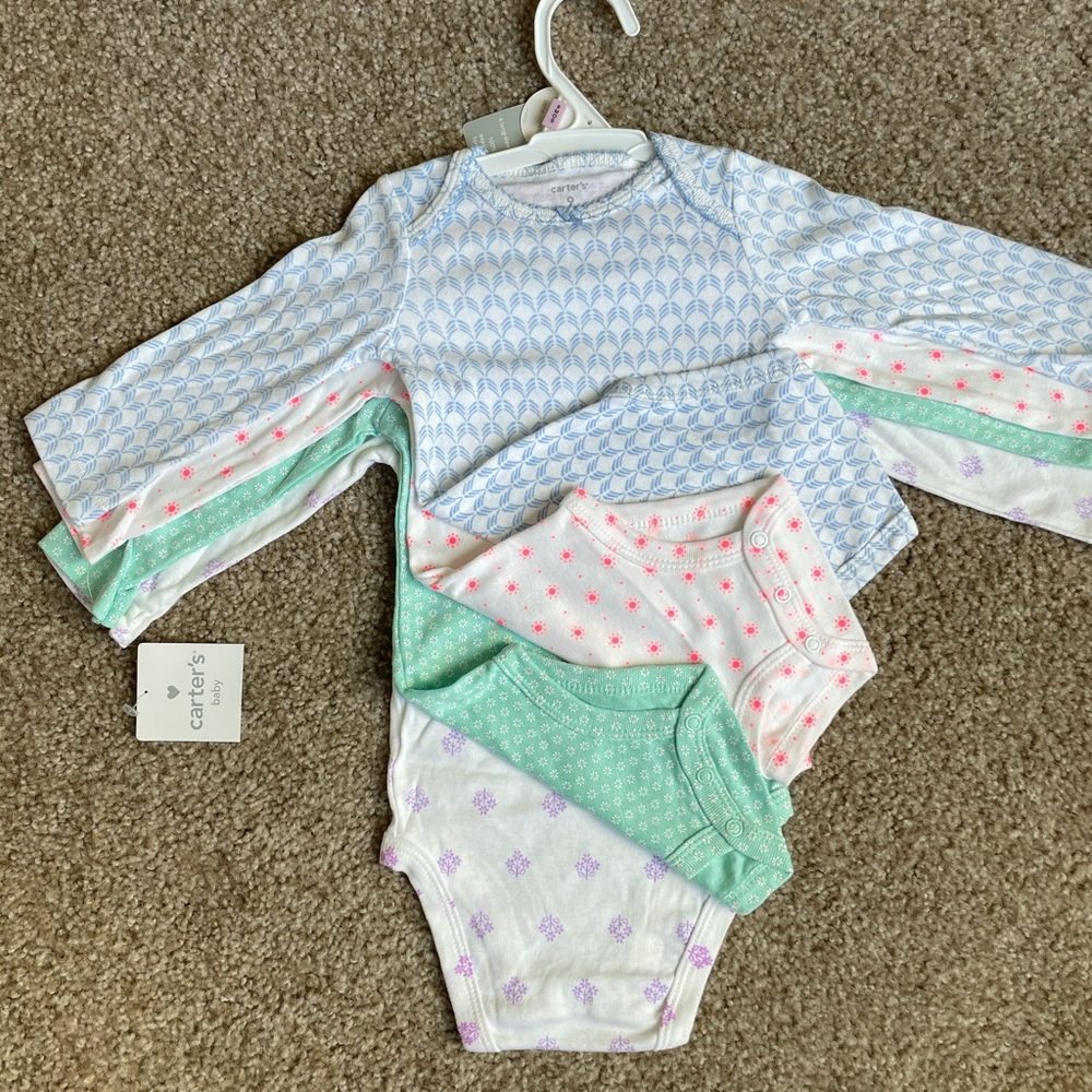 Baby bodysuits